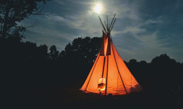 teepee-2647263_1920